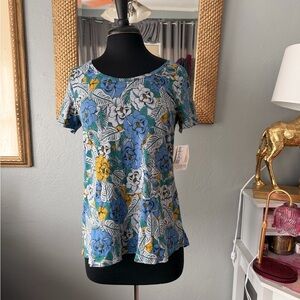 NWT!! 💙💚 LuLaRoe Blue and Yellow Floral Short Sleeve Top